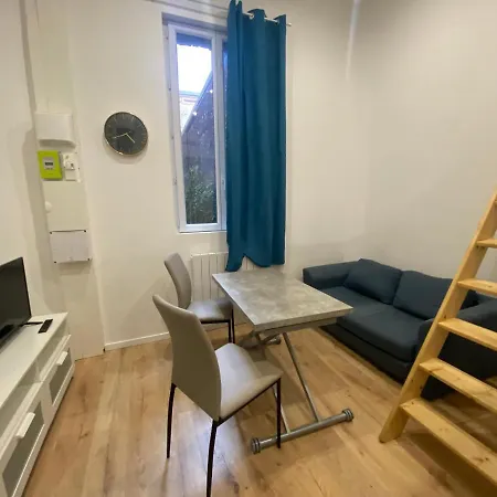 Mini Studio Avec Mezzanine * רואן